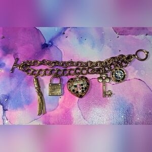 Vintage Guess charm bracelet is with double strand chain
